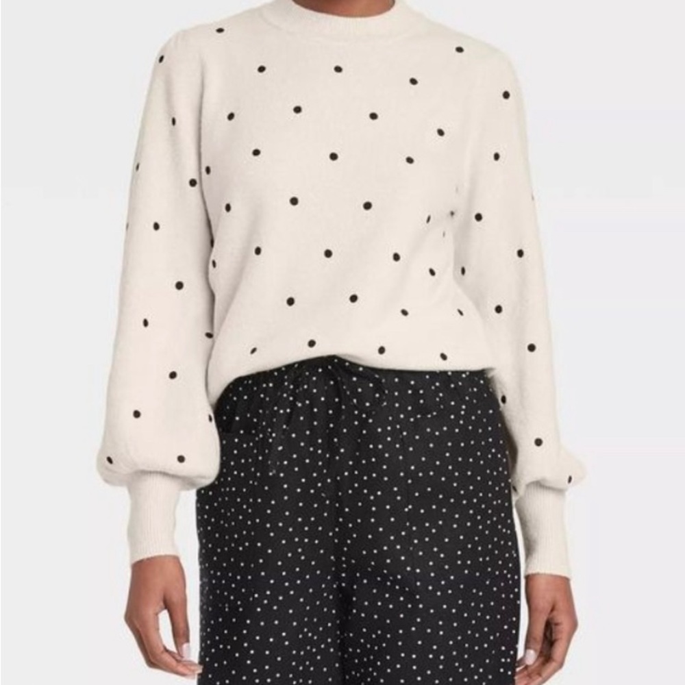 Women’s polka dot sweater
